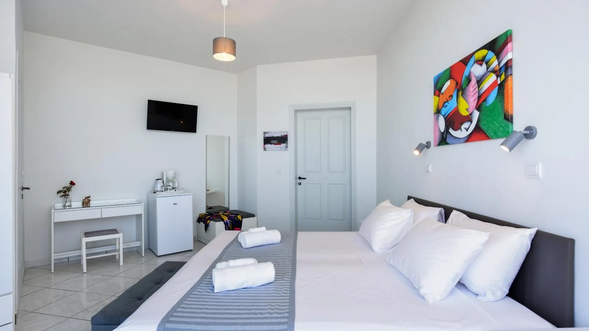 Loucerna Suites Chania Chania  0*, Chania (Crete)